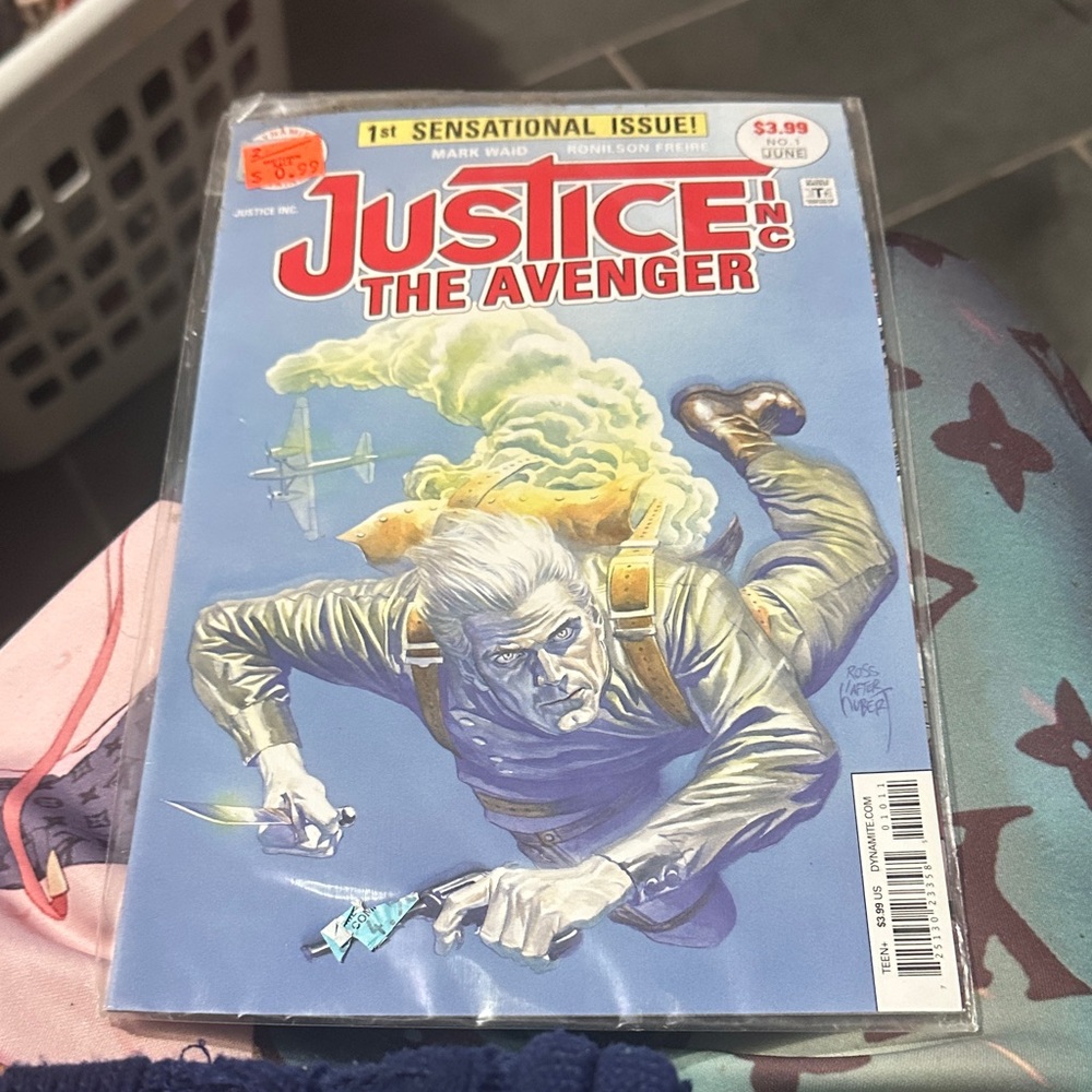 Dynamite Justice Inc. The Avenger Comic no. 1 1st sensational issue!